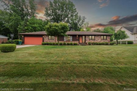 35101 Park Place, Romulus, Michigan 48174, USA