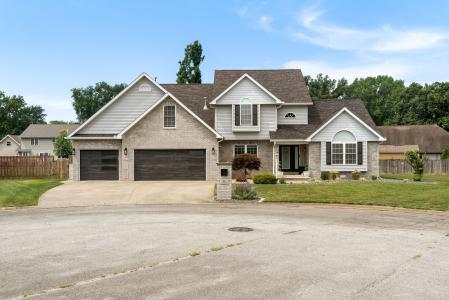31 Mayflower CT, Terre Haute, Indiana 47803, USA
