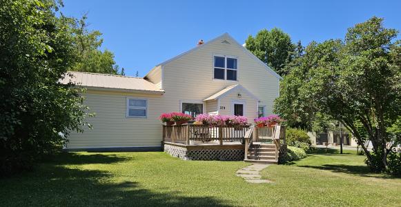 379 Maple St, Gonvick, Minnesota 56644, USA