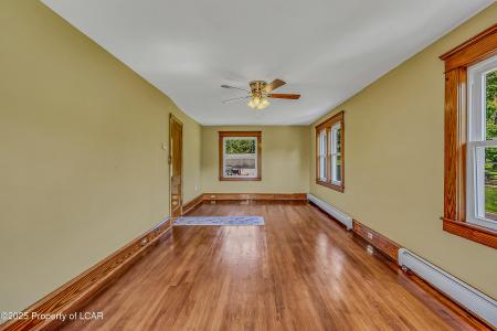 1714 W 8th Street, Wyoming, Pennsylvania 18644, HOA KỲ