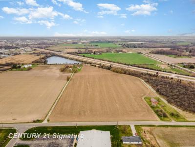 5775 Venoy, Saginaw, Michigan 48604