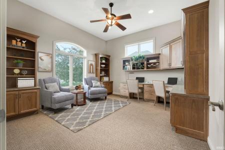 1618 Autumn Run, Fort Wayne, Indiana 46845
