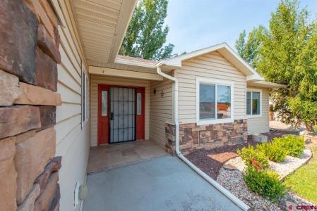 1212 Diamond Hill Street, Montrose, Colorado 81401