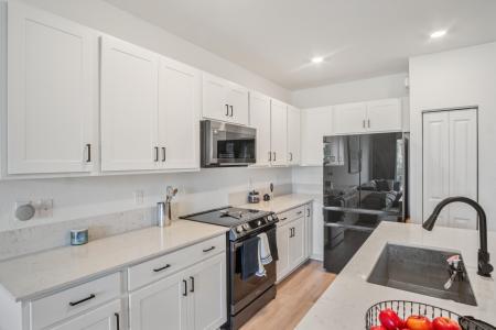 852 SE Grovebush Lane, Port St Lucie, Florida 34984