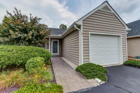 1235 Jefferson Oaks Ct, Forest, Вирджиния 24551, Соединенные Штаты