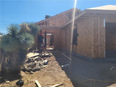 16443 Pine Street, Hesperia, California 92345