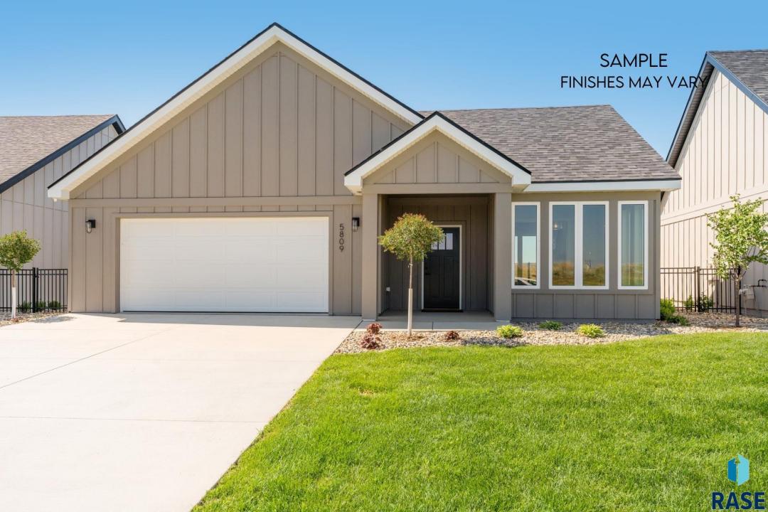 5917 E Rush St, Sioux Falls, South Dakota 57110