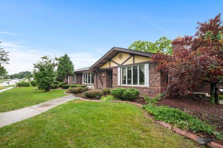 15242 Hollywood Drive, Orland Park, אילינוי 60462, ארצות הברית של אמריקה