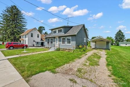 335 E Ogden St, Capron, Illinois 61012, États-Unis