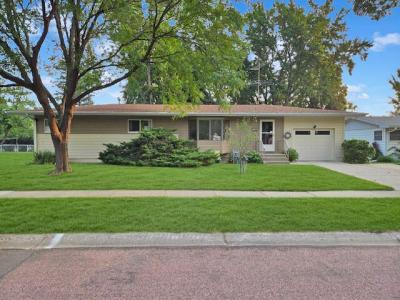 1811 Morningside Dr, Brookings, SD 57006, USA