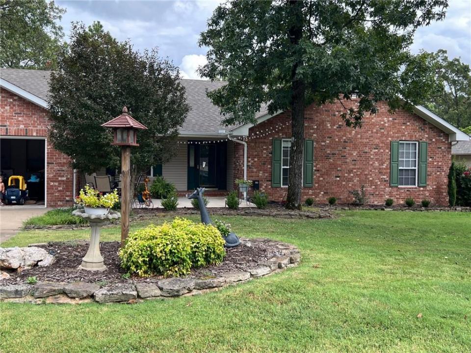 6 Belaire Dr., Holiday Island, Арканзас 72631, Соединенные Штаты