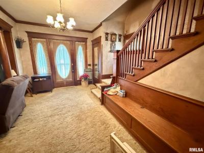 219 W Main Street, Knoxville, Illinois 61448