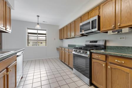 729 Birchwood Ct 18C, Willowbrook, Illinois 60527, États-Unis