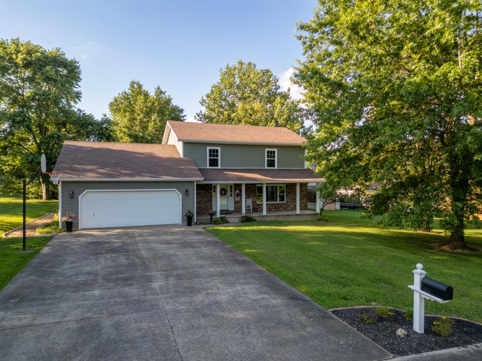 802 Cottonwood Lane, Carterville, 伊利诺斯州 62918, 美国