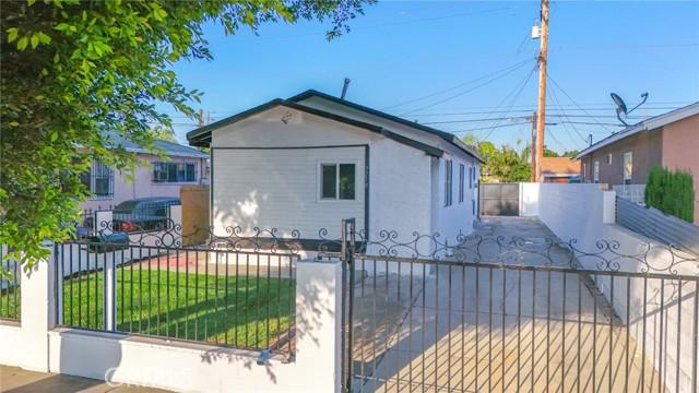 9218 Hooper Avenue, Los Angeles, Californie 90002, États-Unis
