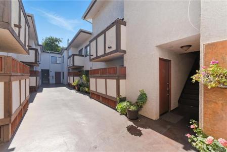 6250 Fulton Ave #104, Van Nuys, 加州 91401, 美國