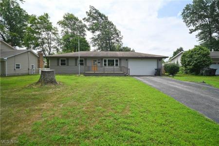 3911 Nottingham Avenue, Austintown, Ohio 44511, USA
