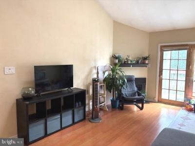 1137 TRISTRAM CIRCLE 1137, MANTUA, NJ 08051, USA