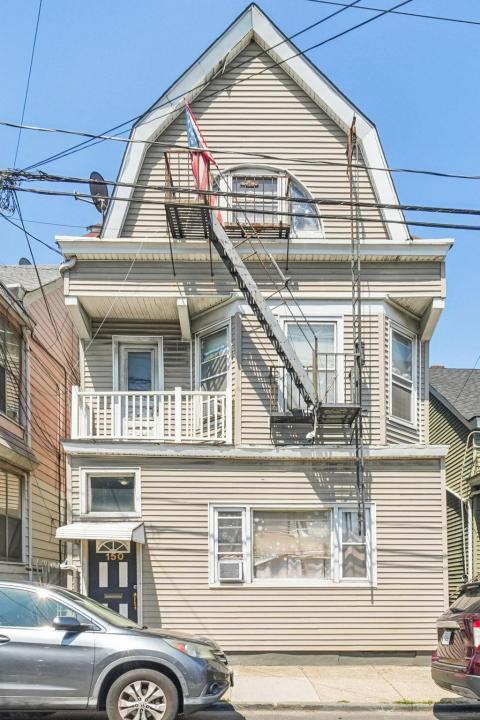 150 Martin St, Paterson, 紐澤西州 07501, 美國