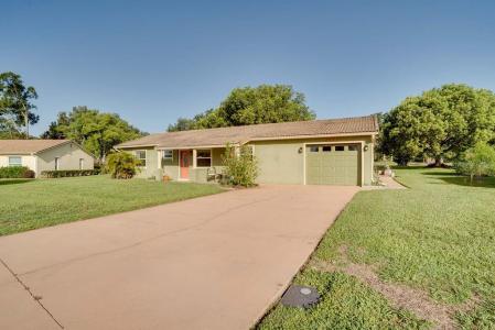 8429 Jacqueline Court, Zephyrhills, Florida 33541, USA