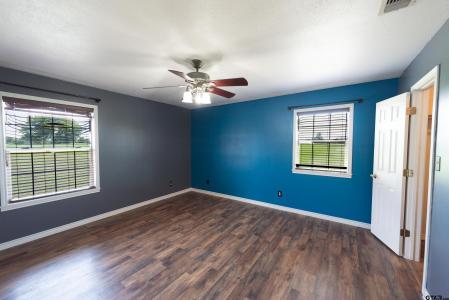 511 SW CR 3010, Mt Vernon, テキサス 75457, アメリカ合衆国
