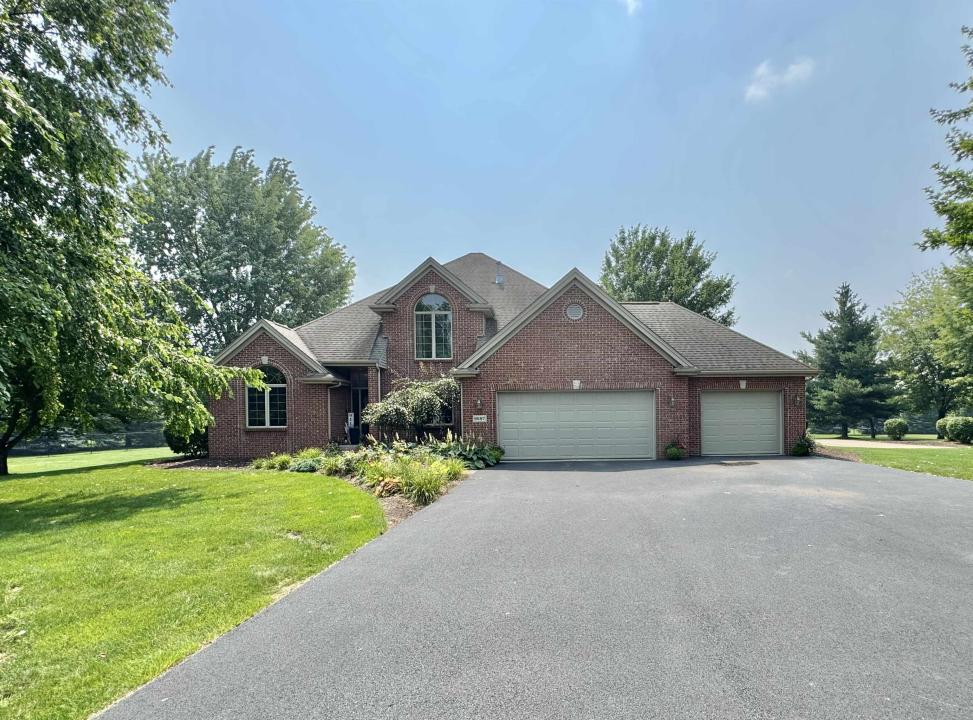 6687 Middle Road, South Beloit, Illinois 61080