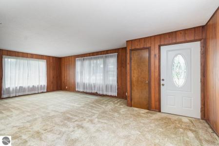 517 E Main Street, Carson City, Michigan 48811