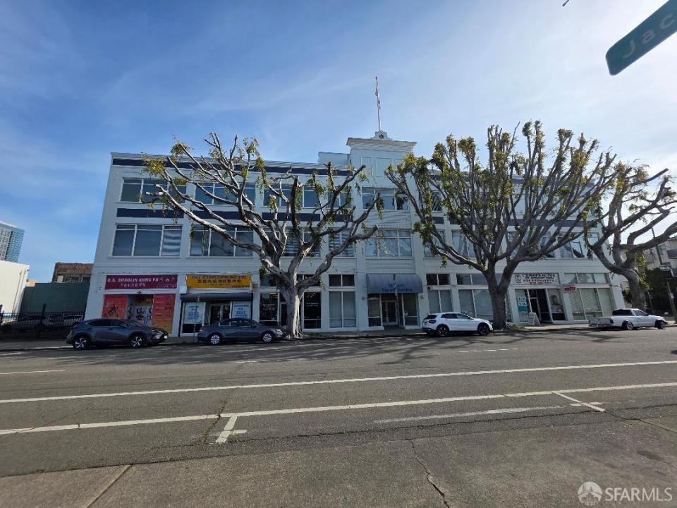 212 9th , 301, Oakland, California 94607