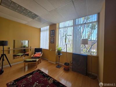 212 9th , 301, Oakland, California 94607