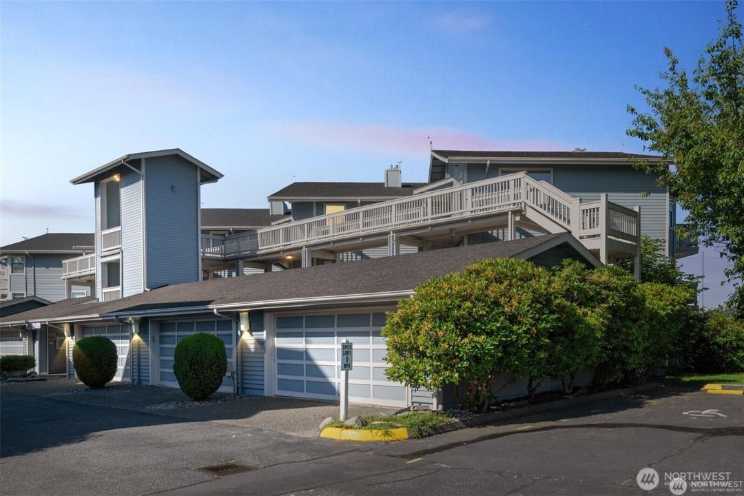 651 SE Bayshore Drive , B104, Oak Harbor, Washington 98277