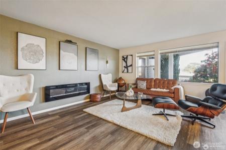 651 SE Bayshore Drive , B104, Oak Harbor, Washington 98277