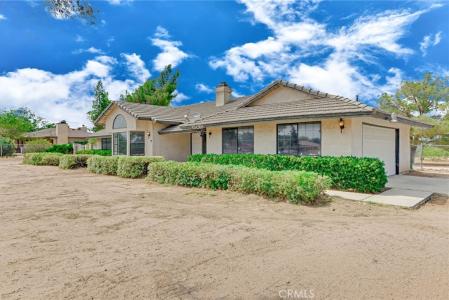 15018 Live Oak Street, Hesperia, カリフォルニア 92345, アメリカ合衆国