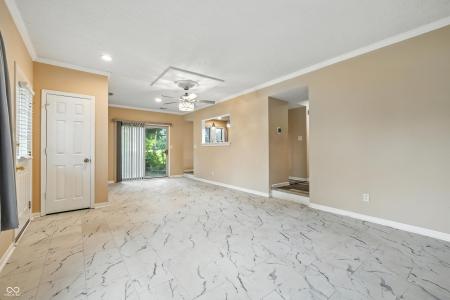 9569 Maple Way, Indianapolis, Indiana 46268, États-Unis
