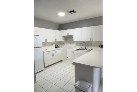 INVESTOR’S DREAM TRIPLEX IN PRIME PROSPECT LOCATION!, Spotts, Grand Cayman, Cayman Islands