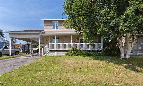 19  Rue Isabelle, Gatineau (Hull), 魁北克省 J8Y 5G4, 加拿大