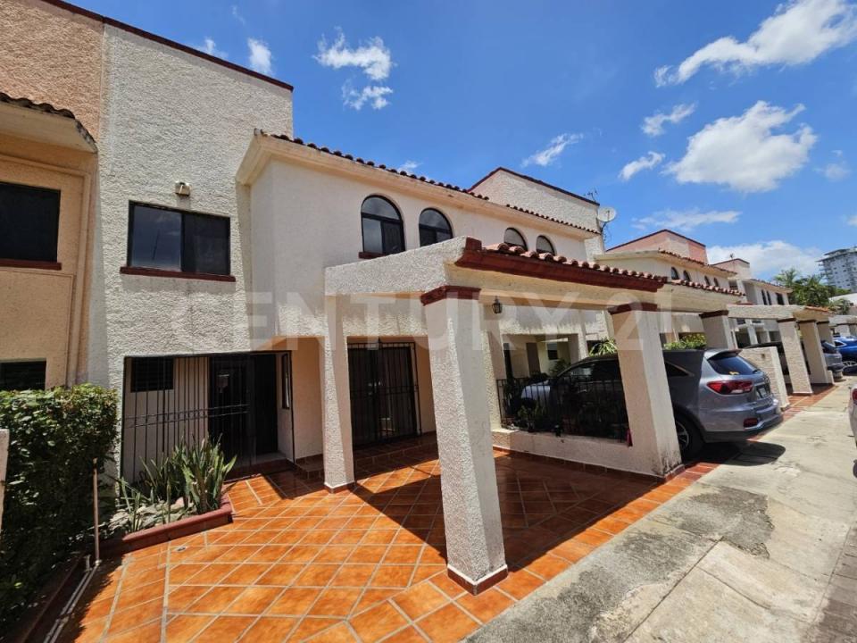 Prolongación Avenida 27 de febrero Casa 36,, Villahermosa Centro, Tabasco 86035, Mexique