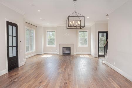 1530 Cunningham Parc, Houston, Texas 77055, Stati Uniti