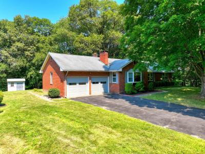 146 Schultz Lane, Kingston, New York 12401, USA