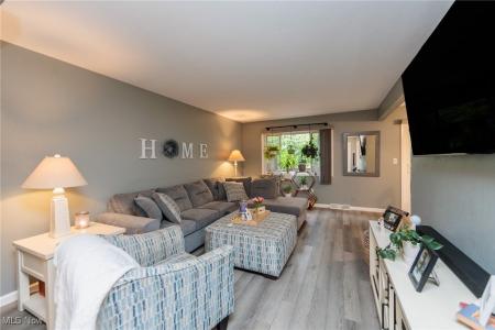 9494 Fernwood Drive, Olmsted Falls, Ohio 44138, Estados Unidos