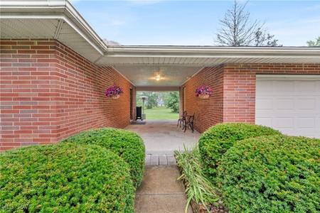 901 Wilshire Drive, Amherst, Ohio 44001, USA