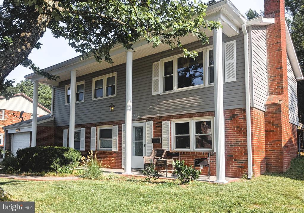 14728 Darbydale Avenue, Woodbridge, Virginia 22193