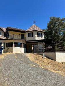 40570 Griffin Drive, Oakhurst, California 93644, USA