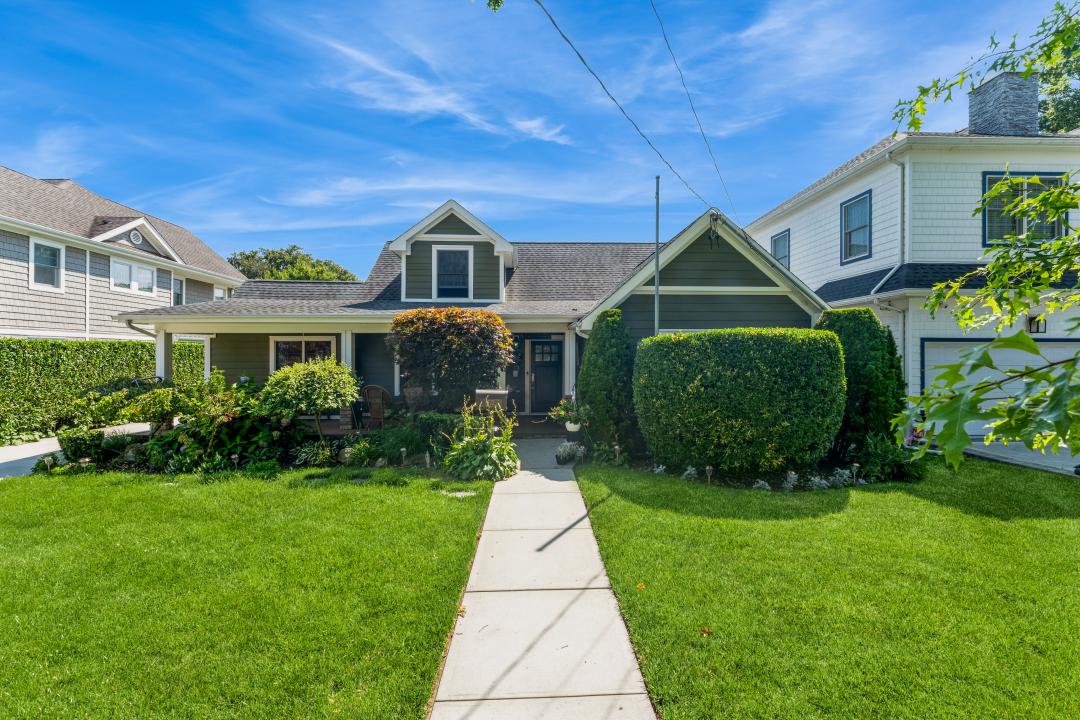 122 Cypress Street, Floral Park, Nueva York 11001, Estados Unidos