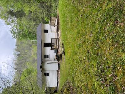 3911 Middlefork Road, Warbranch, 肯塔基州 40874, 美國