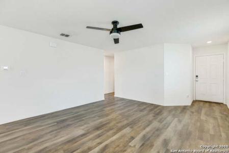 715 Retama Pass, San Antonio, Texas 78219, Estados Unidos