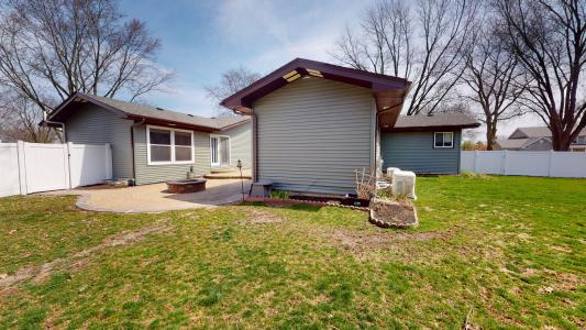 10412 Dawn Avenue, Naperville, Illinois 60564