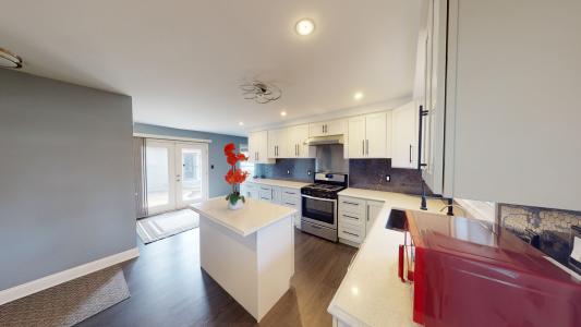 10412 Dawn Avenue, Naperville, Illinois 60564