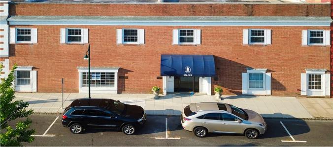 18 Bank Street, Summit, Нью-Джерси 07901, Соединенные Штаты