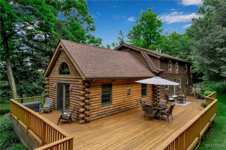 34 Cherrywood, Holland, New York 14080