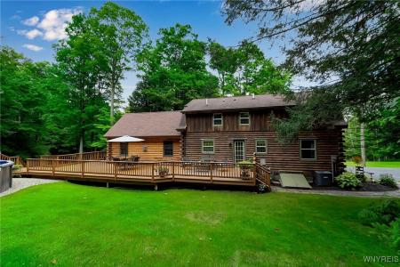 34 Cherrywood, Holland, New York 14080